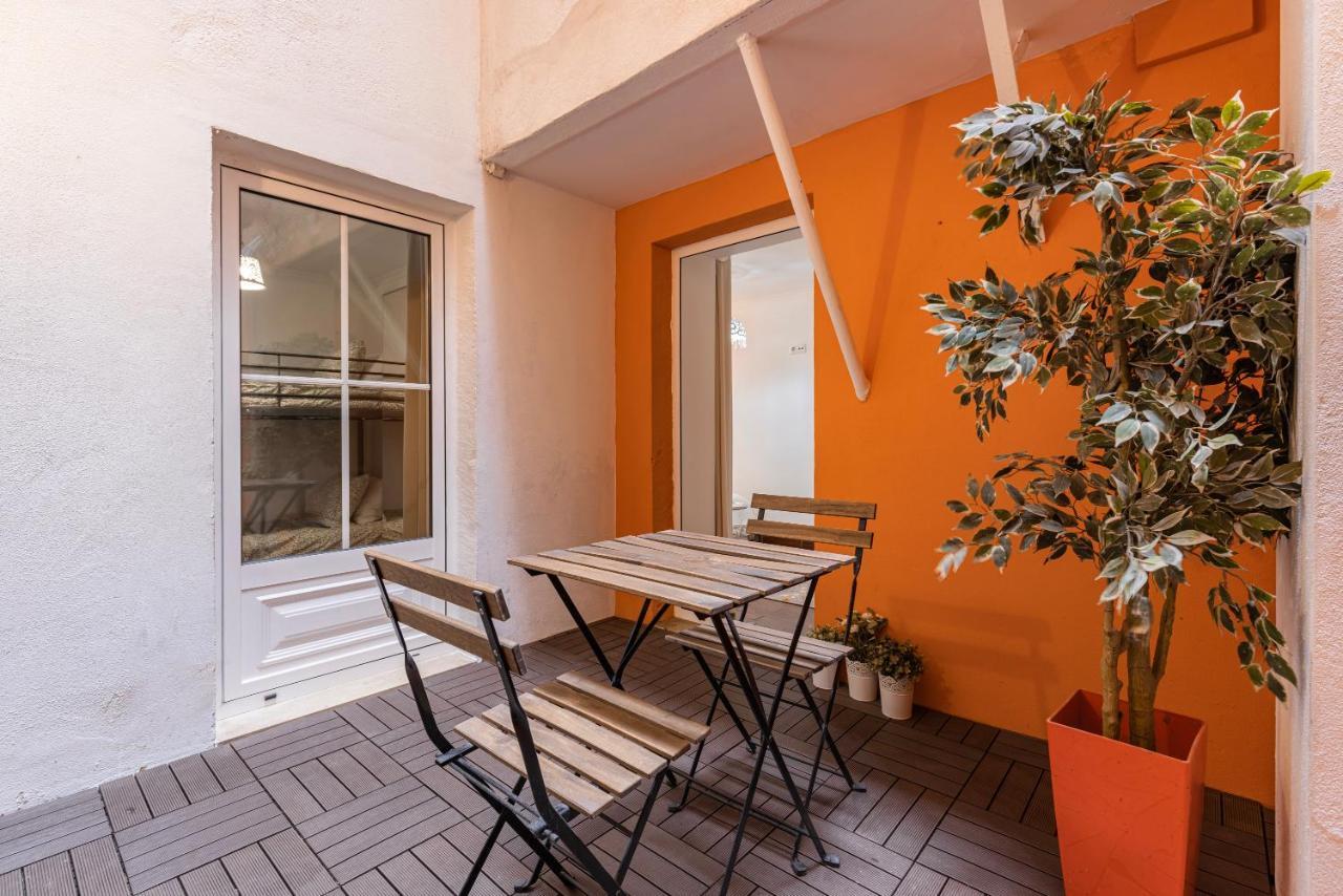 Apartamento Lovely Patio Getaway In Lisboa Exterior foto